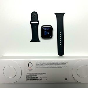 Apple Watch Series 6 GPS, 44mm Space Gray Aluminum Case Black Sports Band